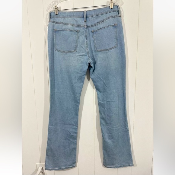 NWT Old Navy Boys Denim Blue Jeans Sz 18 Boot-Cut Adjustable Waist Built Tough - Picture 3 of 10